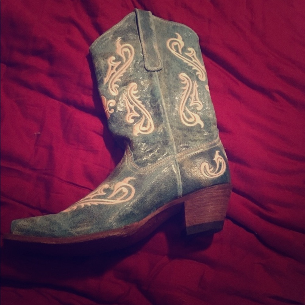 Country Outfitter Teal Cowboy Boots size 8.5M